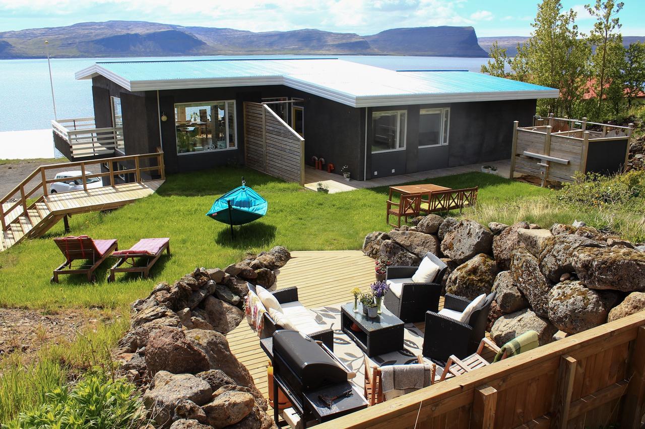 Guesthouse Stekkabol Patreksfjordur Экстерьер фото