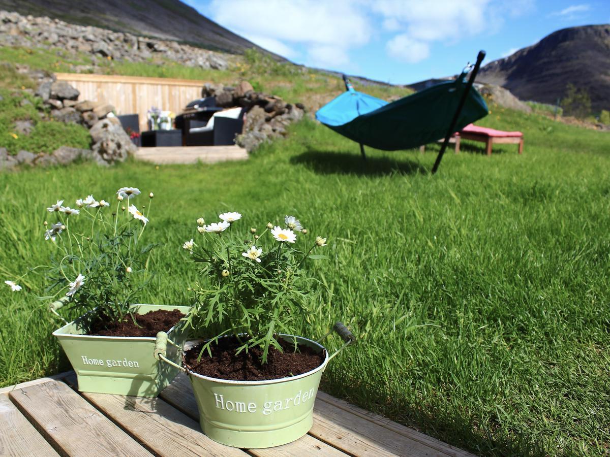Guesthouse Stekkabol Patreksfjordur Экстерьер фото